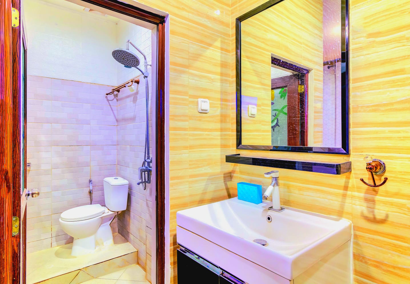 http://esblast.com/assets/images/product/kamar-mandi